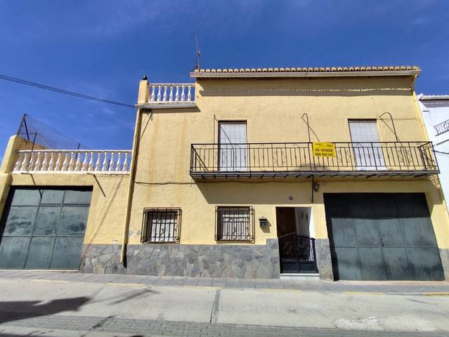 Casa-chalet en Venta en Ayuntamiento, 18 en El Valle