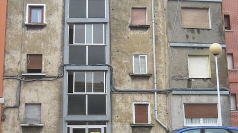 Foto 2 de Piso en venta en Grupo Zazpi Landa, Zorrotza, Bilbao