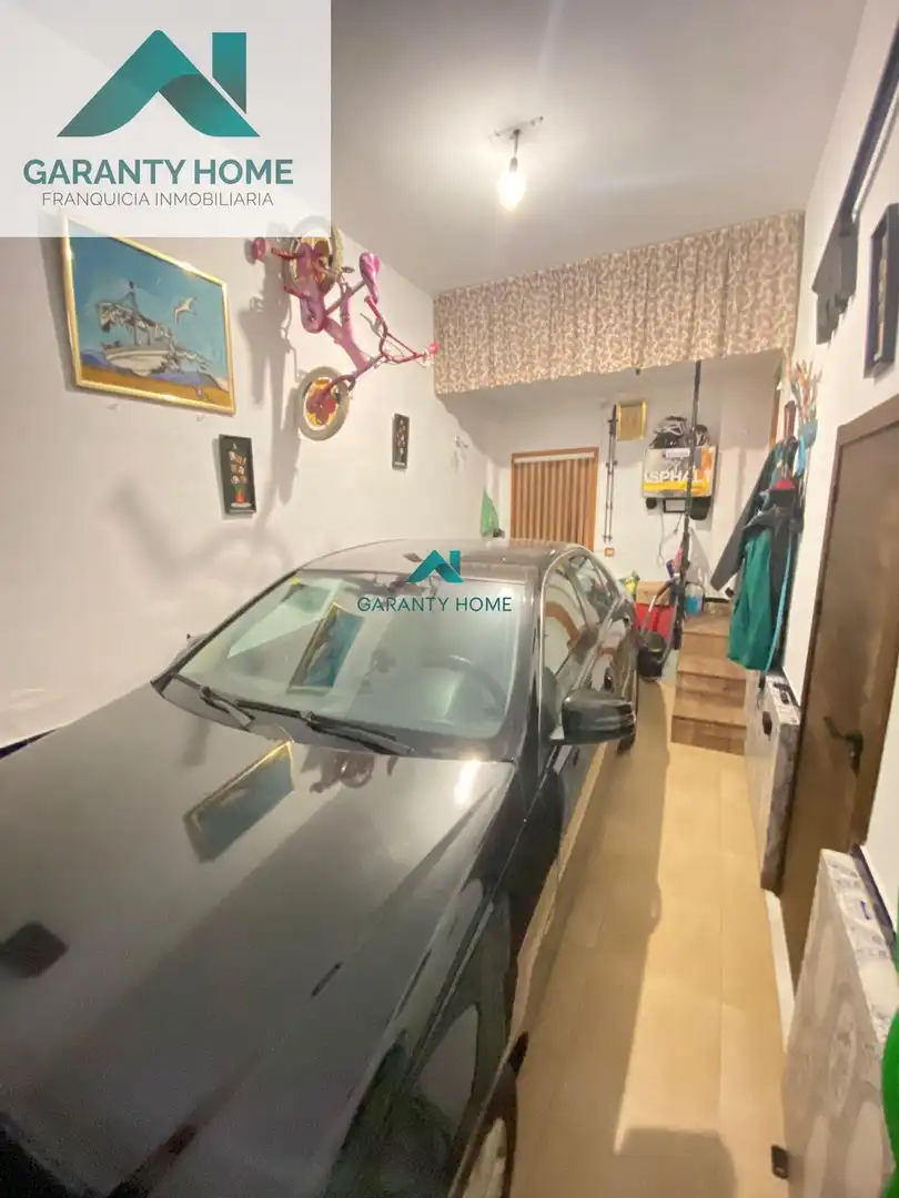 Parking de Casa adosada en venta en Villardompardo con Aire acondicionado, Jardín privado y Terraza