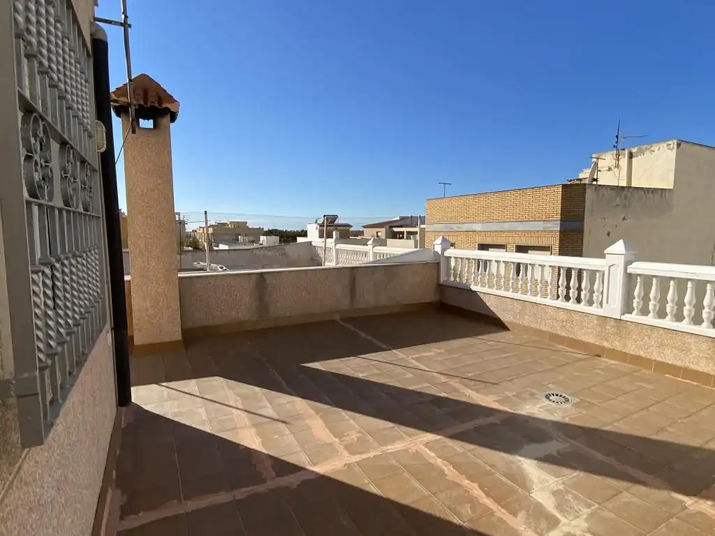 Reihenhaus mit Terrasse zum Verkauf in Calle Ramiro de Maeztu, imagen 16