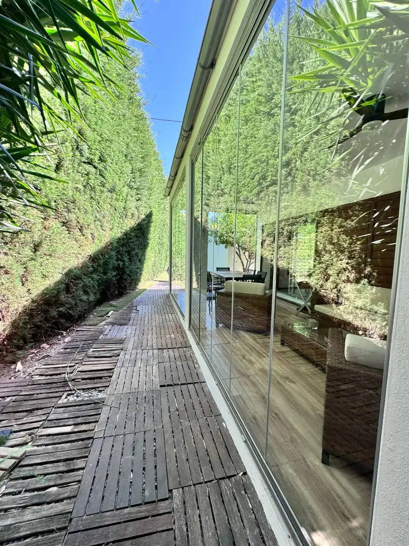 Villa con terrazza in vendita a Calle del Río