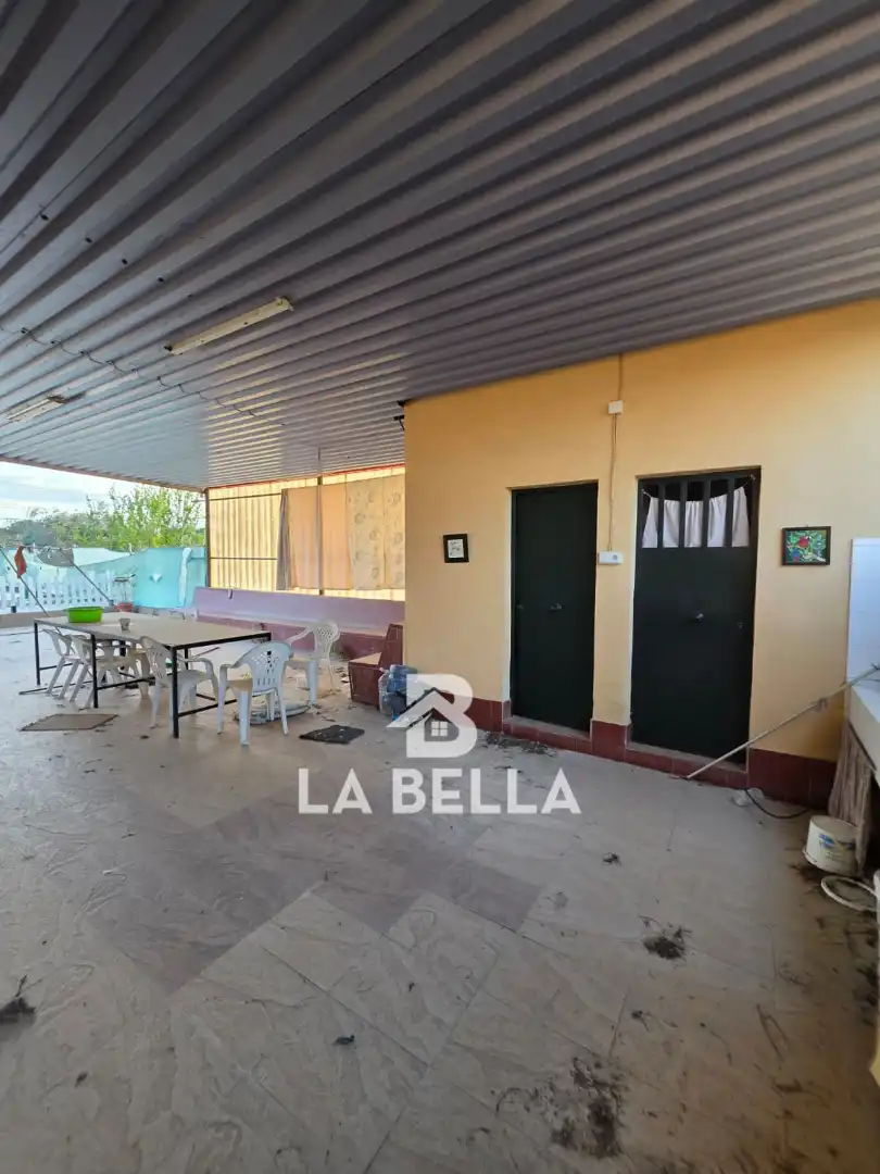 Casa o xalet en venda en Coria del Río amb Aire condicionat, Jardí privat i Traster