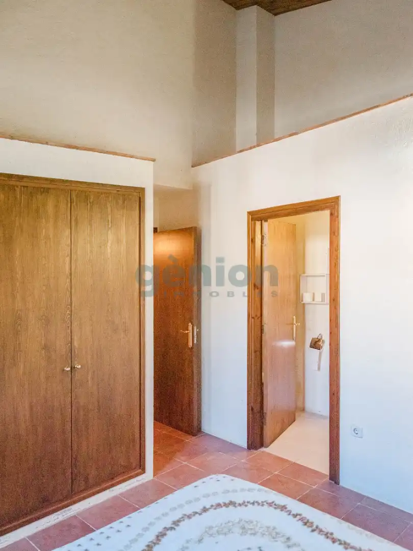Finca rústica en venta en Sant Miquel de Fluvià con Aire acondicionado, Calefacción y Jardín privado