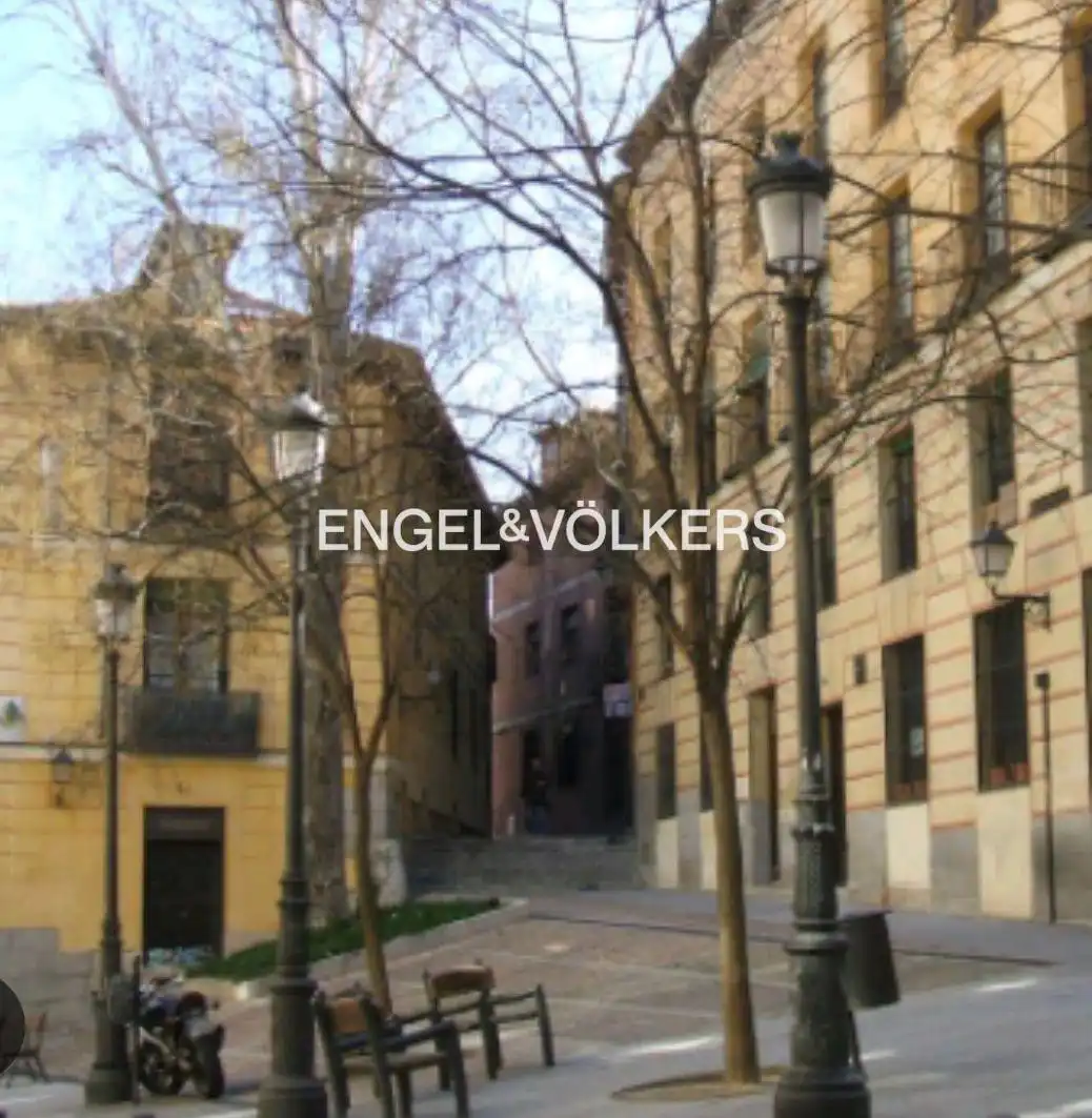 Exterior view of Apartments for sale in Madrid  with Heating