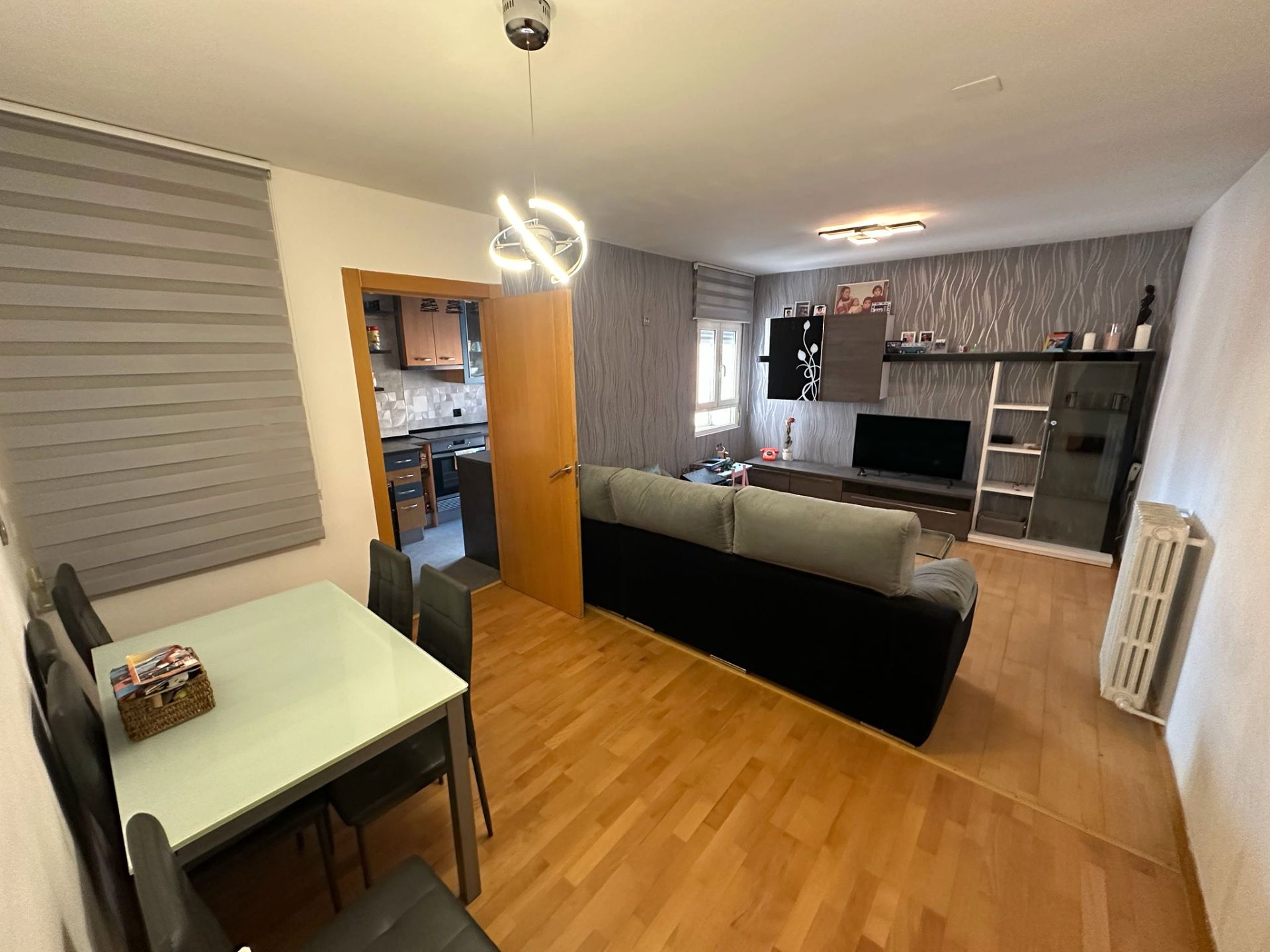 Sala d'estar de Pis en venda en Burgos Capital amb Calefacció i Traster