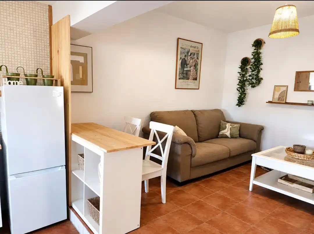 Sala d'estar de Apartament de lloguer en Algeciras amb Terrassa