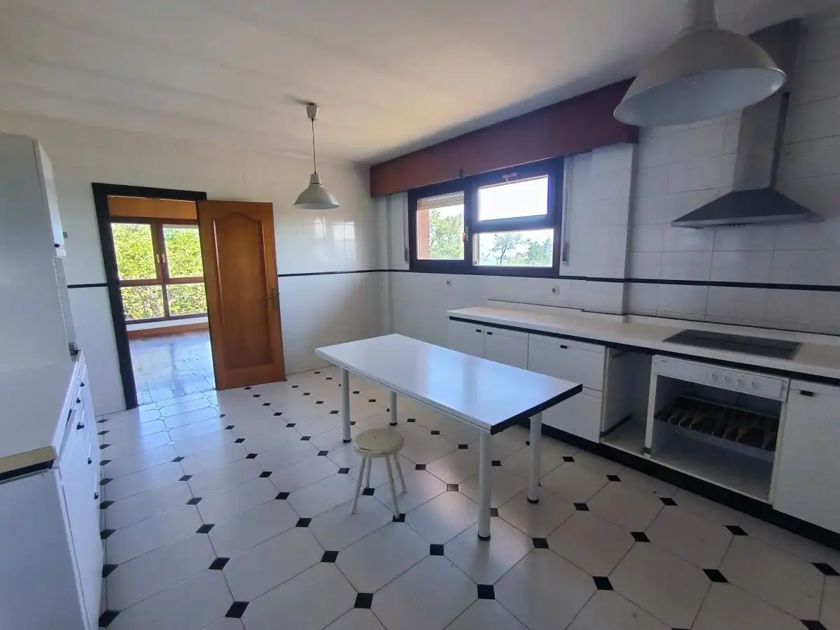 Cocina de Casa o chalet en venta en Getxo  con Calefacción, Terraza y Trastero