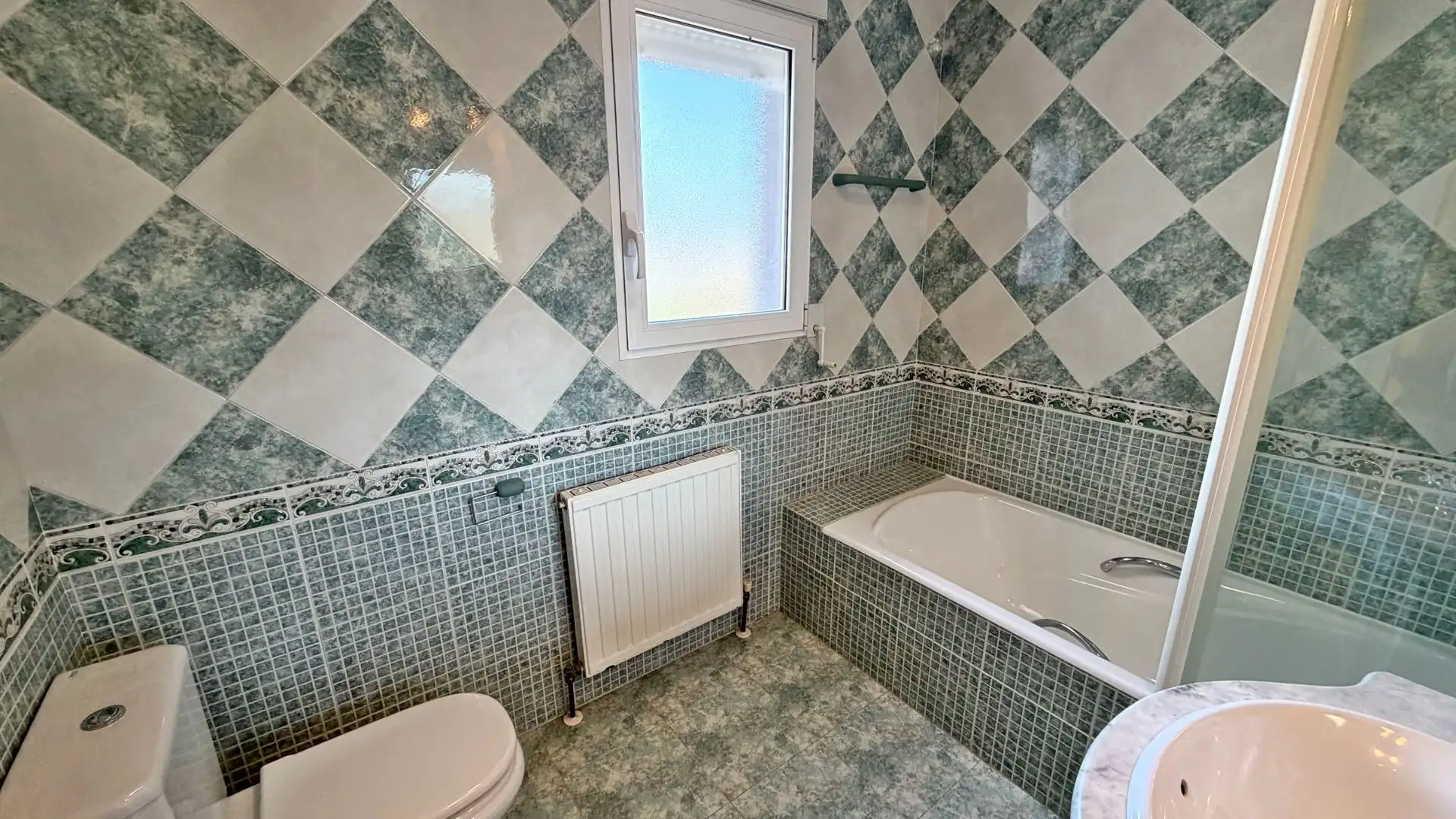 Baño de Casa o chalet en venta en El Verger con Aire acondicionado, Calefacción y Jardín privado
