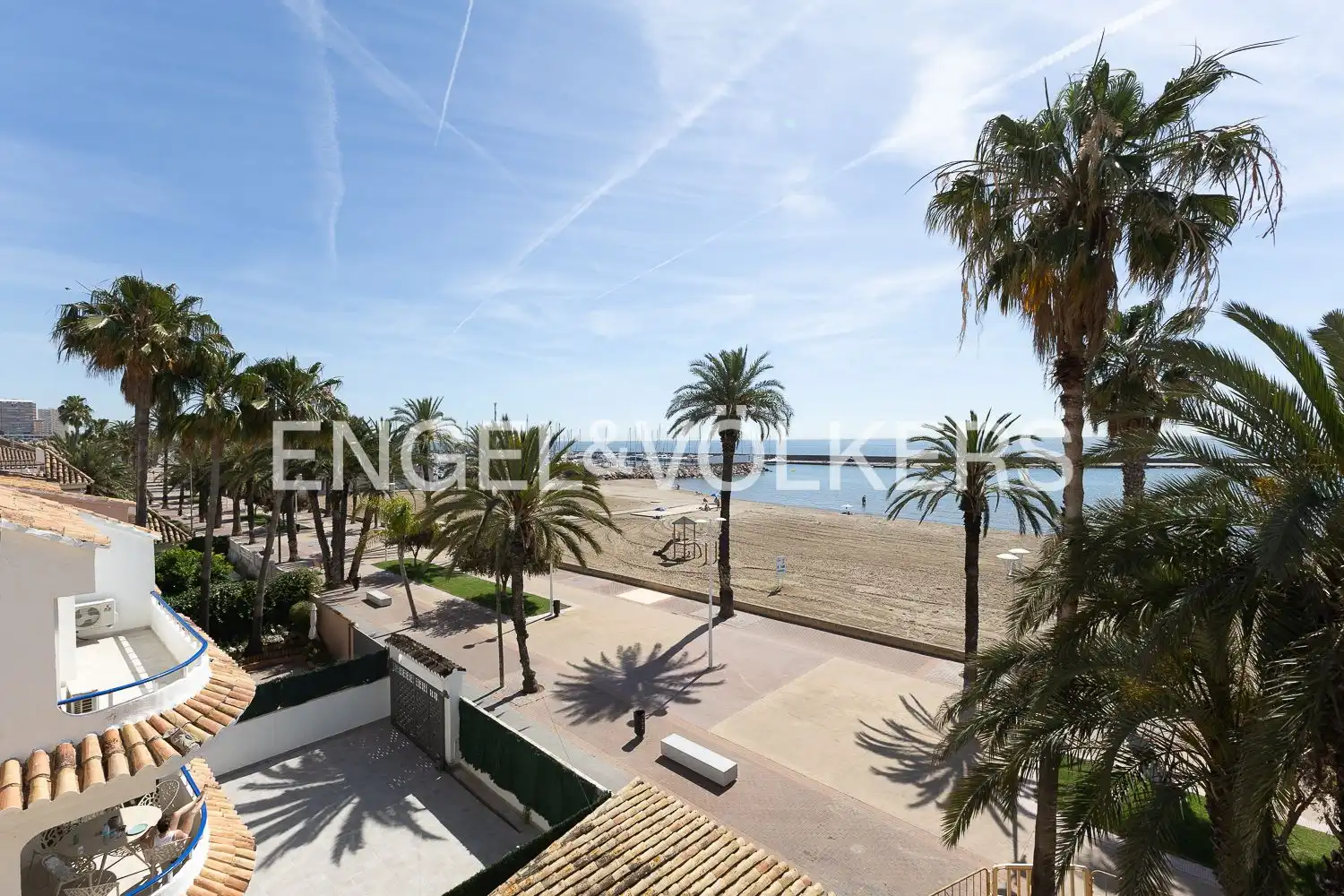 Vista exterior de Casa o chalet de alquiler en La Pobla de Farnals con Aire acondicionado, Calefacción y Jardín privado