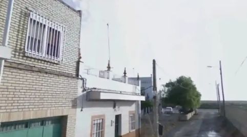 Foto 2 de Casa adosada en venda a Calle Viboran, 6, Valdezorras - El Gordillo, Sevilla Capital