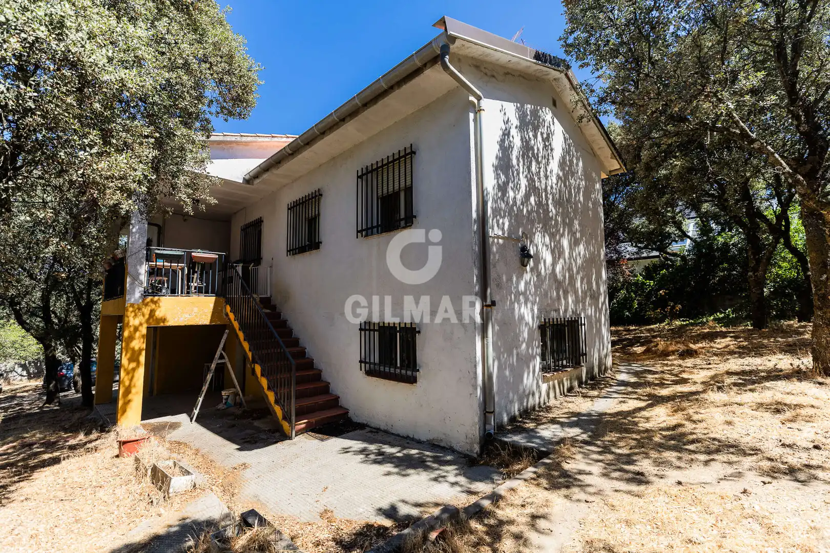 Exterior view of Houses for sale in El Escorial  with Heating, Private garden and Swimming Pool