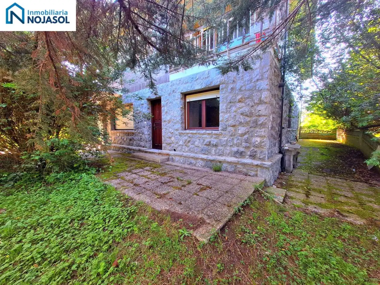 Vista exterior de Casa o xalet en venda en Noja amb Calefacció i Terrassa