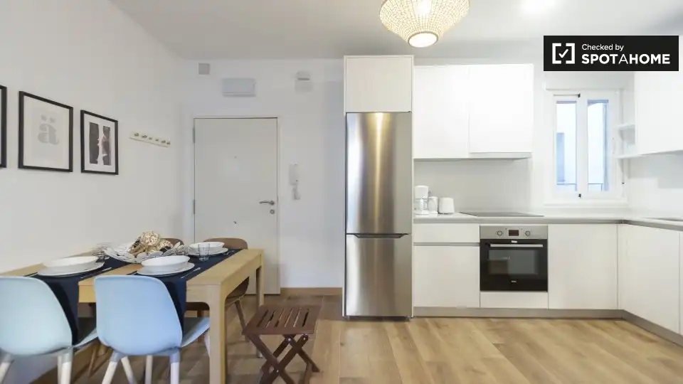Kitchen of Flat for rent in Madrid  with Air Conditioner, Heating and Furnished