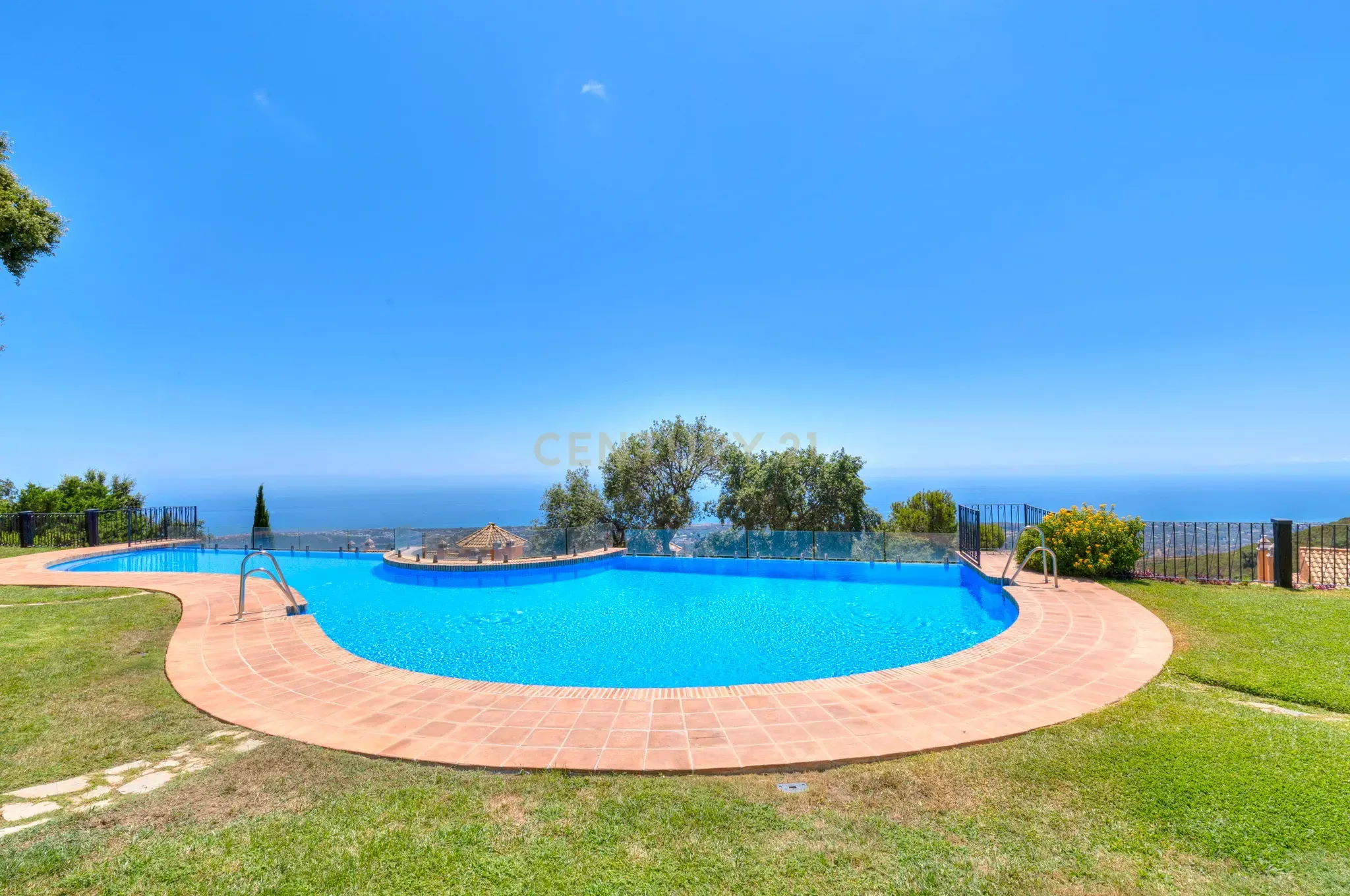 Swimming pool of Single-family semi-detached for sale in Ojén  with Air Conditioner, Storage room and Alarm