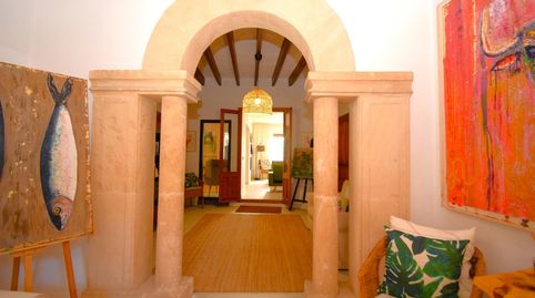 Casa con carácter mallorquín y  jardín en Muro, imatge 2