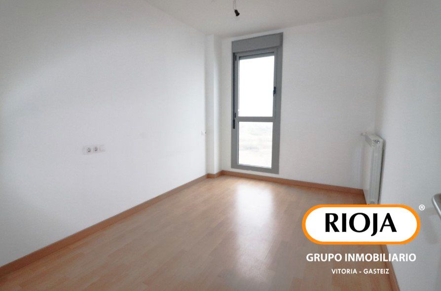 Flat for sale in Vitoria - Gasteiz  with Heating and Terrace