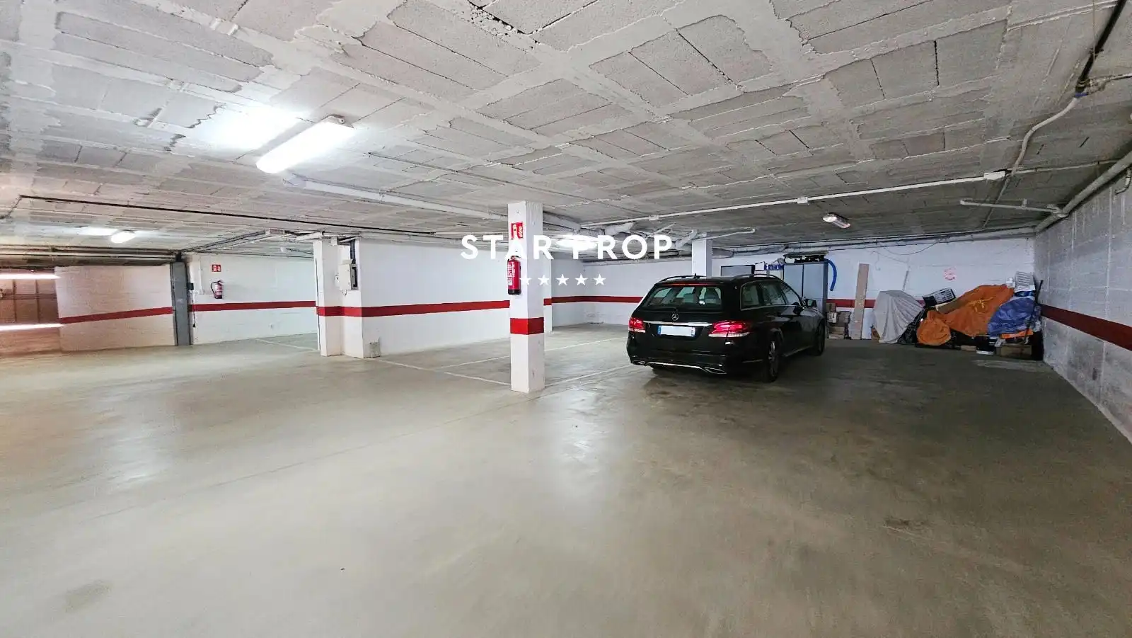 Parkplatz von Dachboden zum Verkauf in Llançà mit Klimaanlage, Heizung und Terrasse