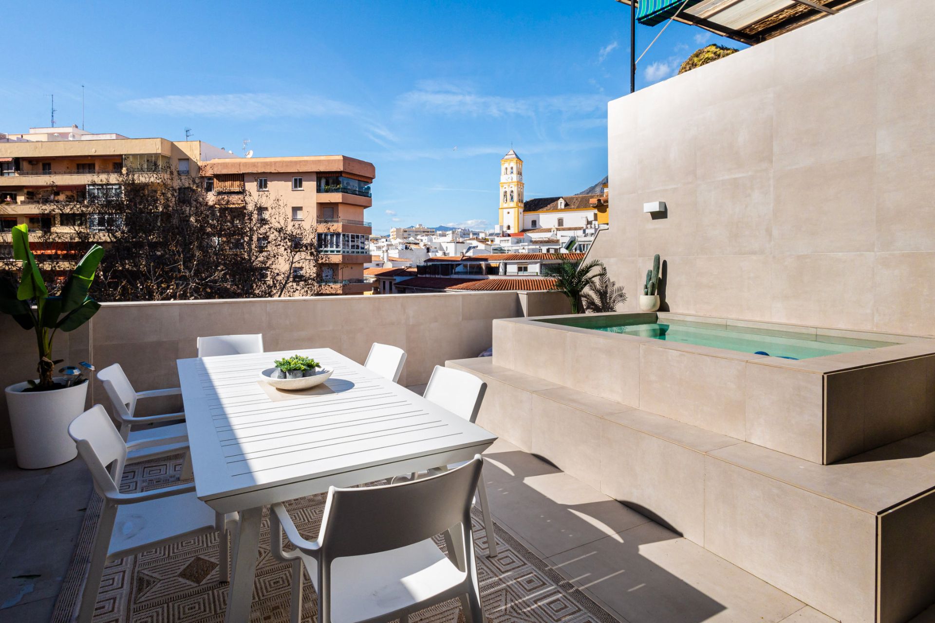 Terrace of Attic for sale in Marbella  with Air Conditioner, Heating and Terrace