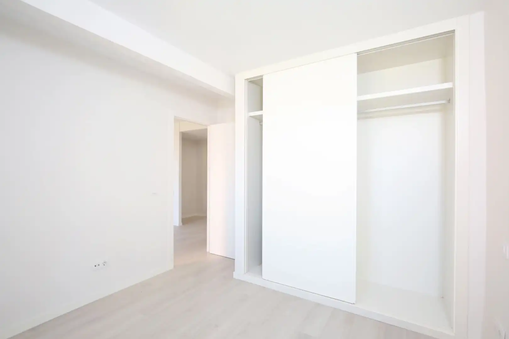 Schlafzimmer von Wohnungen zur Miete in Madrid mit Heizung, Terrasse und Ofen
