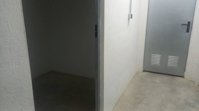 Trastero en Alquiler en Calle Lorenzo Niño en La Platina- Hospital - Campus