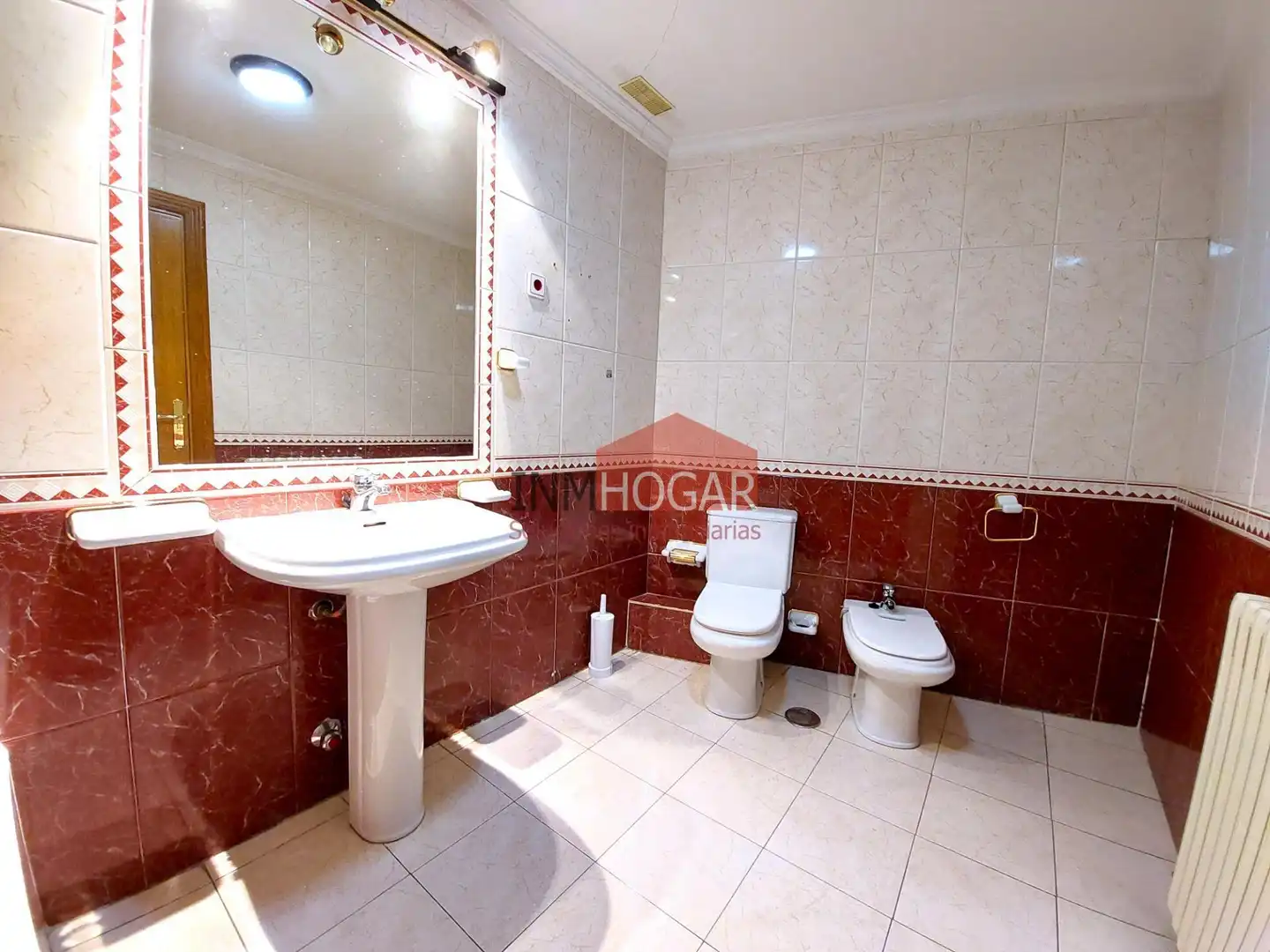 Baño de Piso en venta en Ávila con Calefacción
