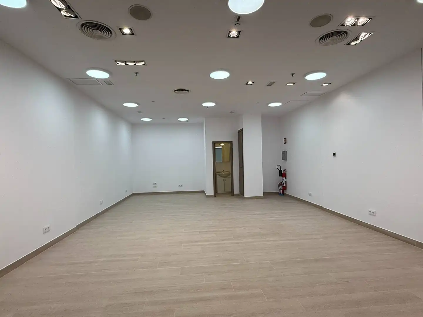 Local comercial en venta en Carrer Carrer Baricentro B-102, imagen 20