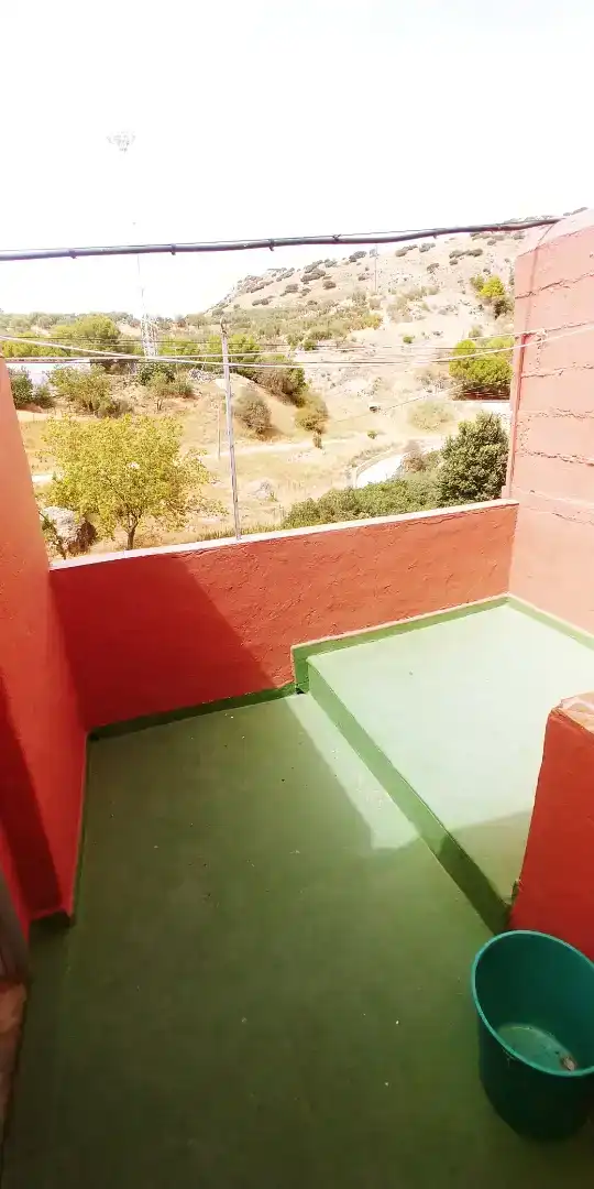 Terrassa de Casa adosada de lloguer en Cuevas del Becerro amb Aire condicionat, Moblat i Rentadora