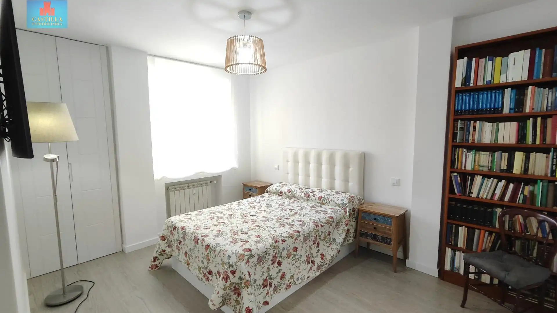 Habitación de Piso en venta en Ávila con Calefacción, Jardín privado y Terraza
