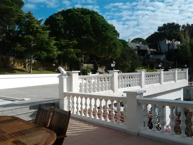 Detached house with terrace for sale in Canyelles, imagen 5