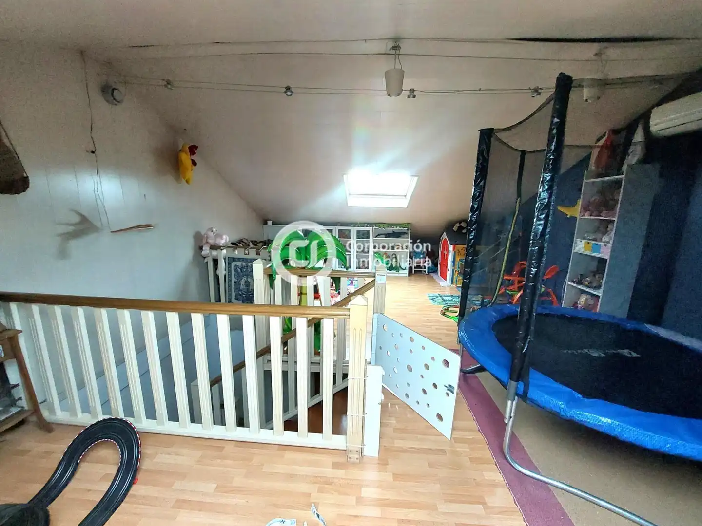Maisonette zum Verkauf in Lorca mit Heizung, Privatgarten und Abstellraum