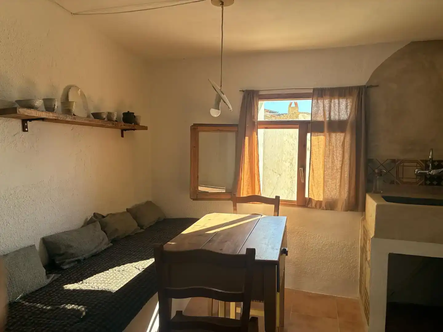 Menjador de Finca rústica de lloguer en Albalate del Arzobispo amb Traster, Moblat i Forn