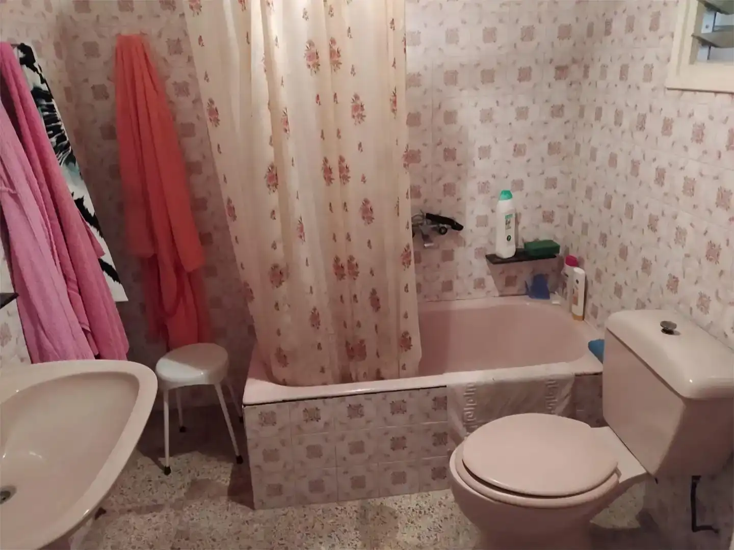 Bathroom of Flat for sale in Fórnoles  with Furnished, TV and Balcony