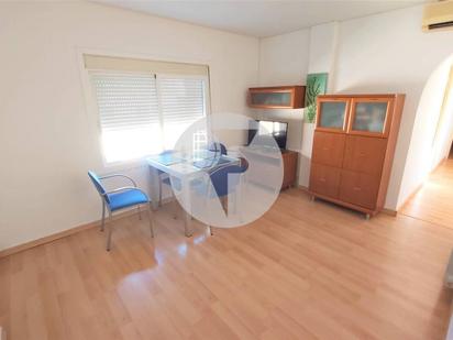 Flat for sale in Terrassa  with Air Conditioner and Heating