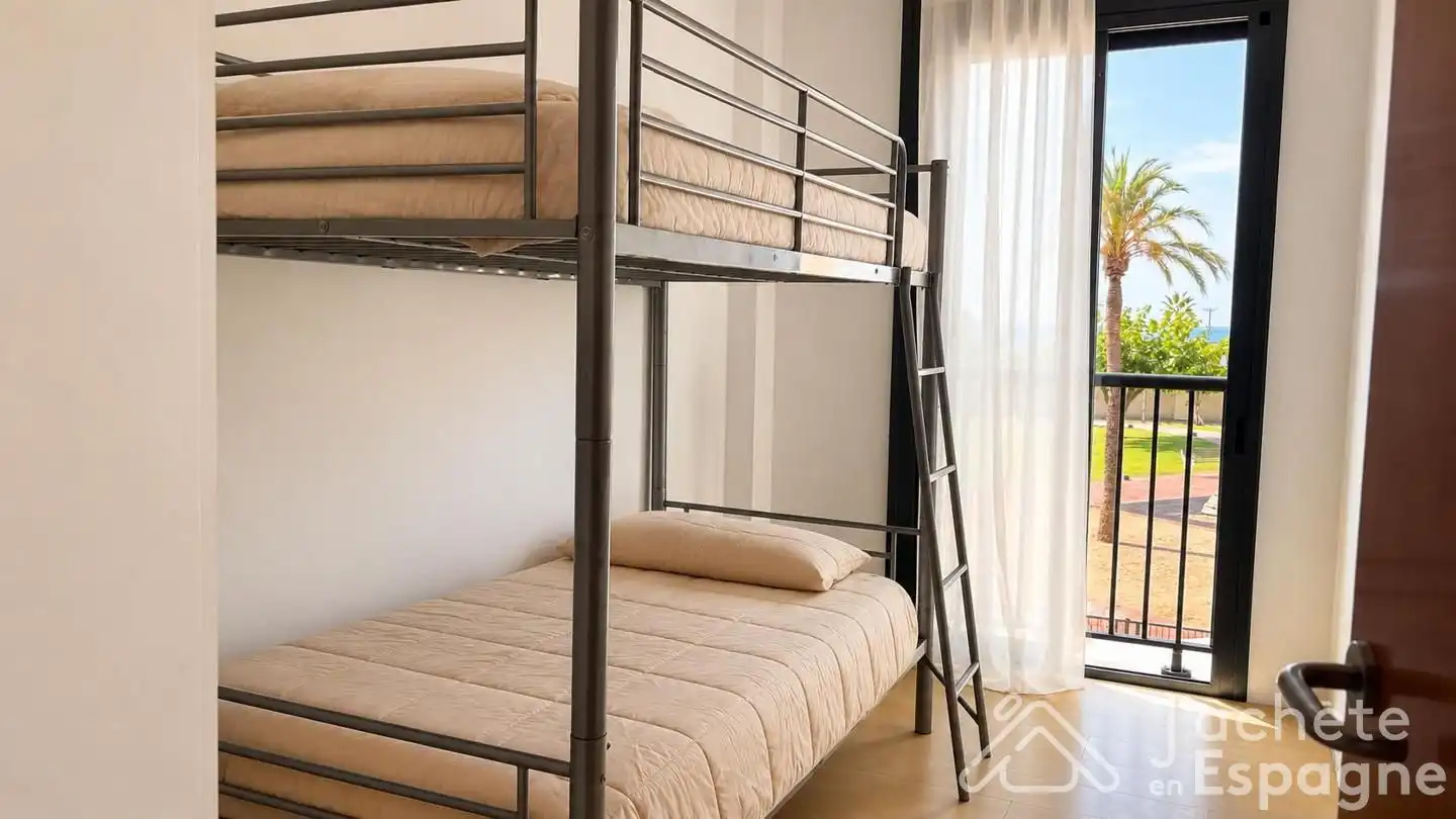 Dormitori de Dúplex en venda en Cubelles amb Aire condicionat, Terrassa i Traster
