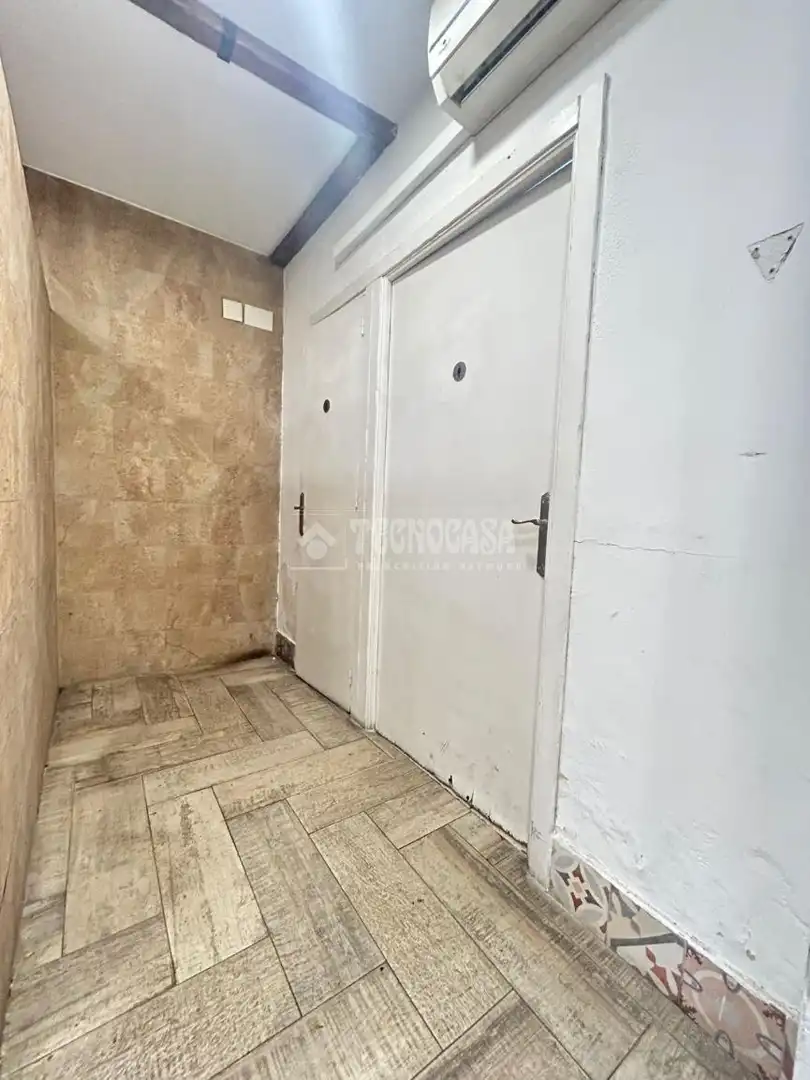 Business premises for sale in Barrio las Almenas, imagen 8