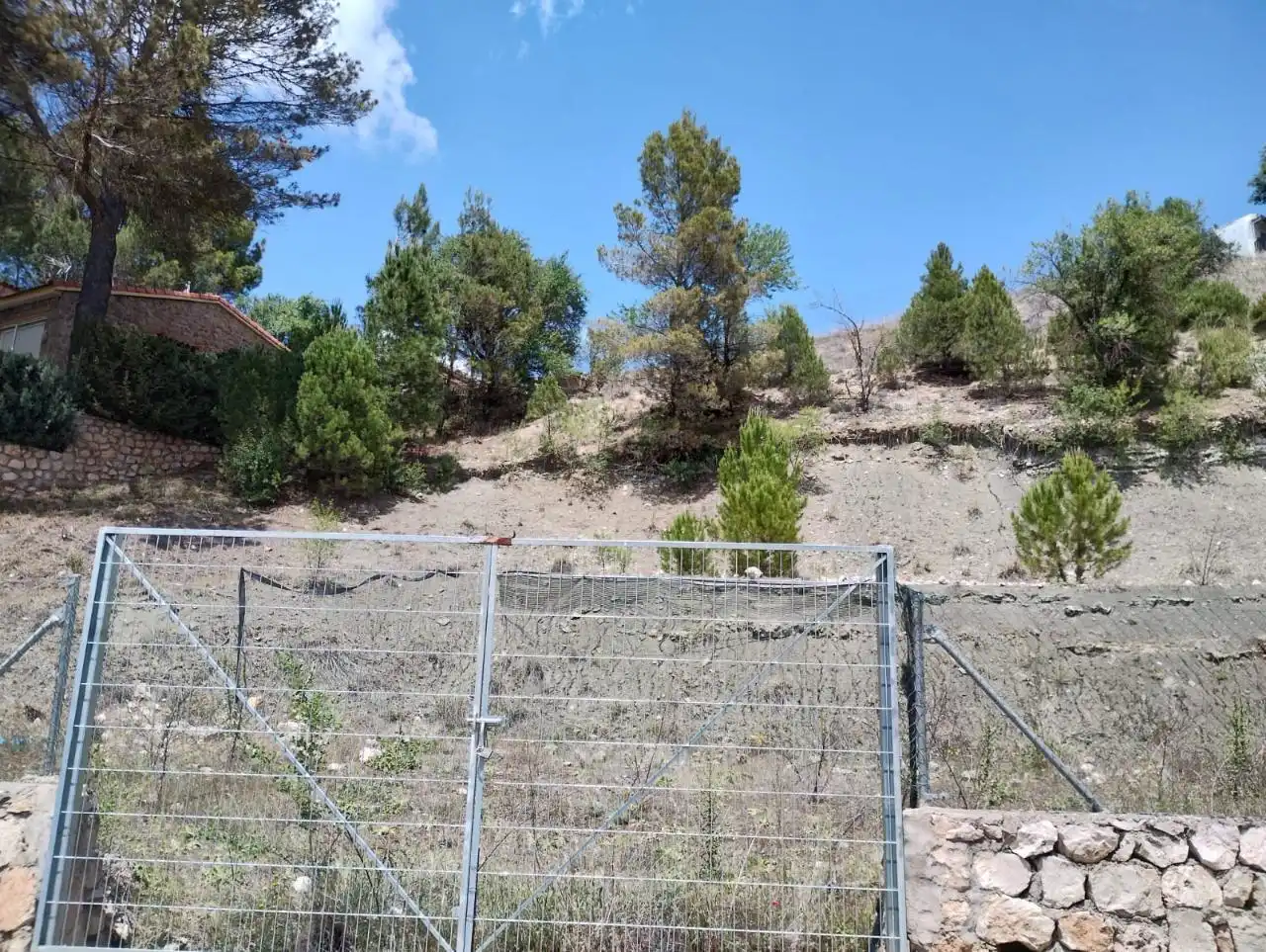Residential land for sale in Calle Fuente Juncal