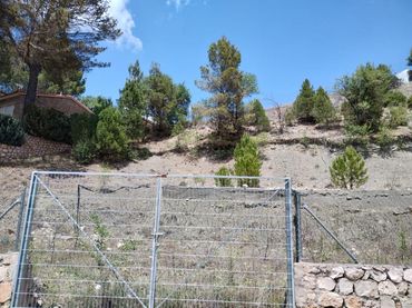 Terreno residencial en venta en Calle Fuente Juncal