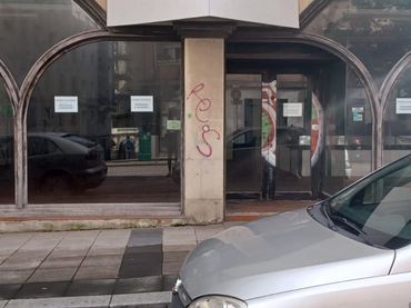 Local comercial en venta en Cuatro Caminos