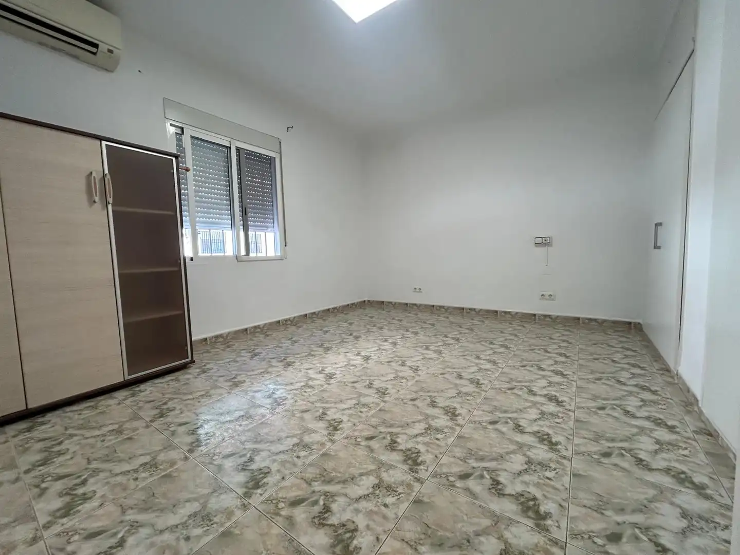 Bedroom of Flat for sale in Alfafar  with Air Conditioner
