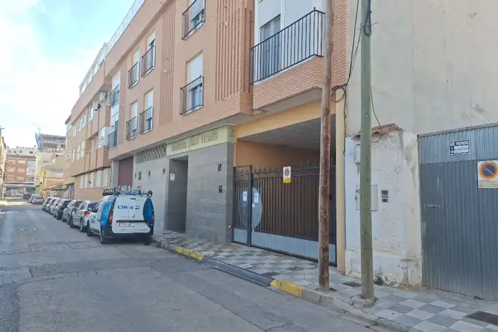 Aparcament en venda a MARTINEZ IBAÑEZ