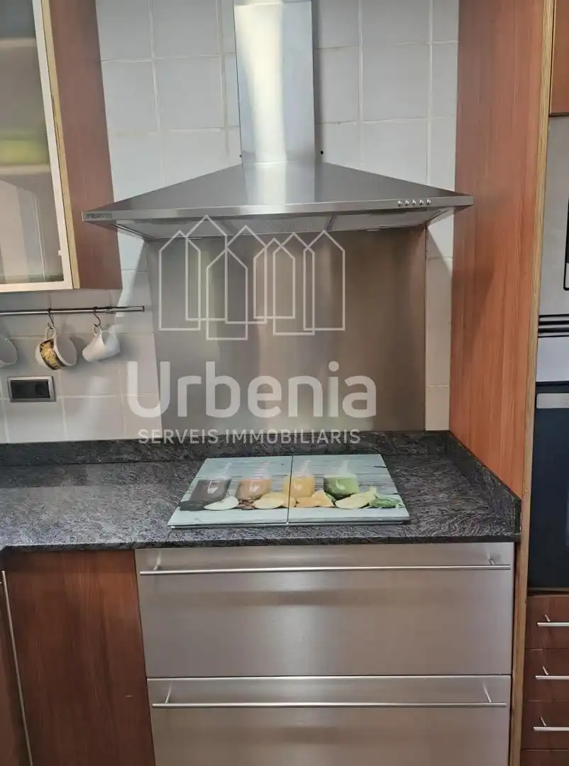 Cocina de Dúplex en venta en Sant Celoni con Aire acondicionado, Calefacción y Terraza