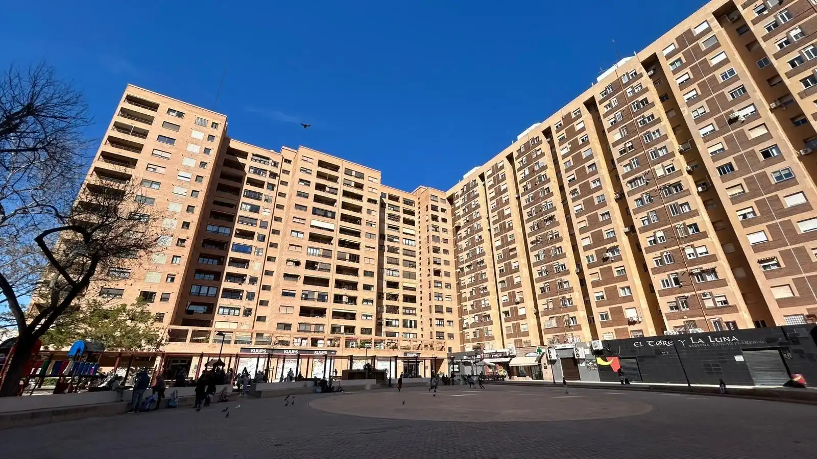 Vista exterior de Piso en venta en Valencia con Terraza