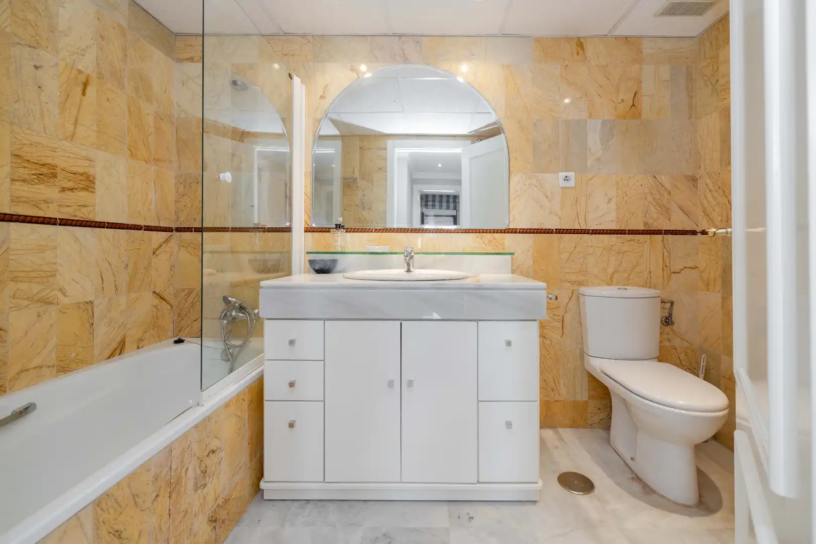 Flat with pool for sale in Marbella Centro, imagen 23