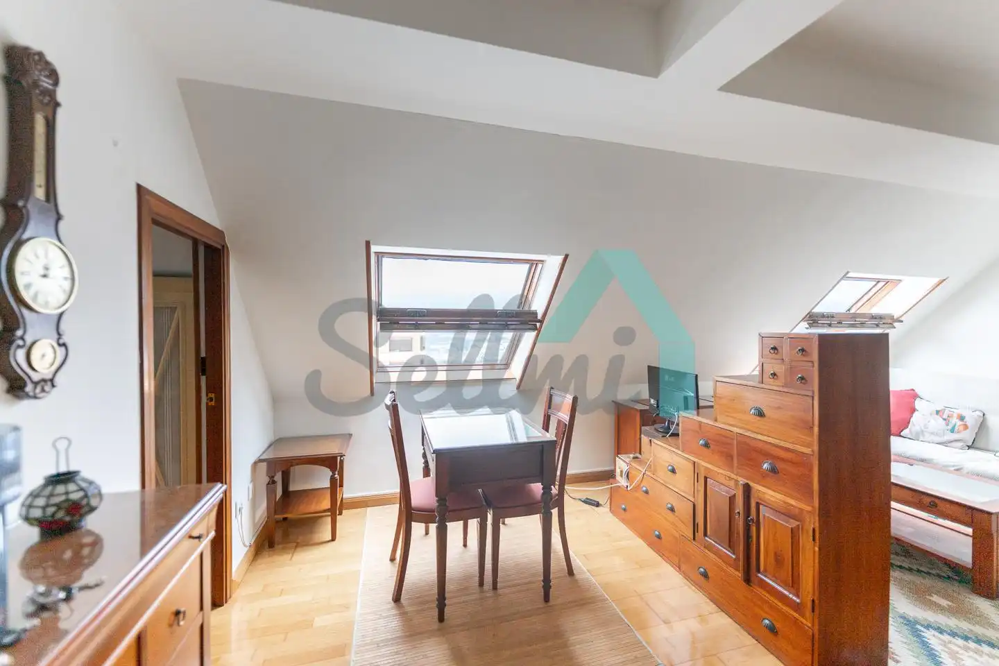 Wohnzimmer von Wohnung zur Miete in Oviedo  mit Heizung, Parkett und Möbliert
