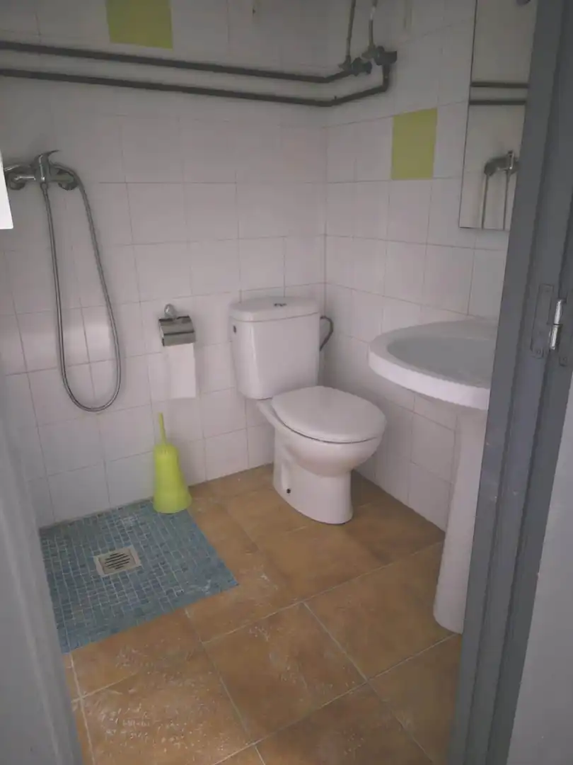 Baño de Local en venta en Llíria con Terraza