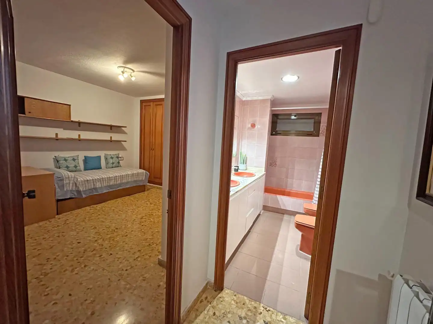 Wohnung zum Verkauf in Alicante / Alacant mit Heizung, Terrasse und Alarm