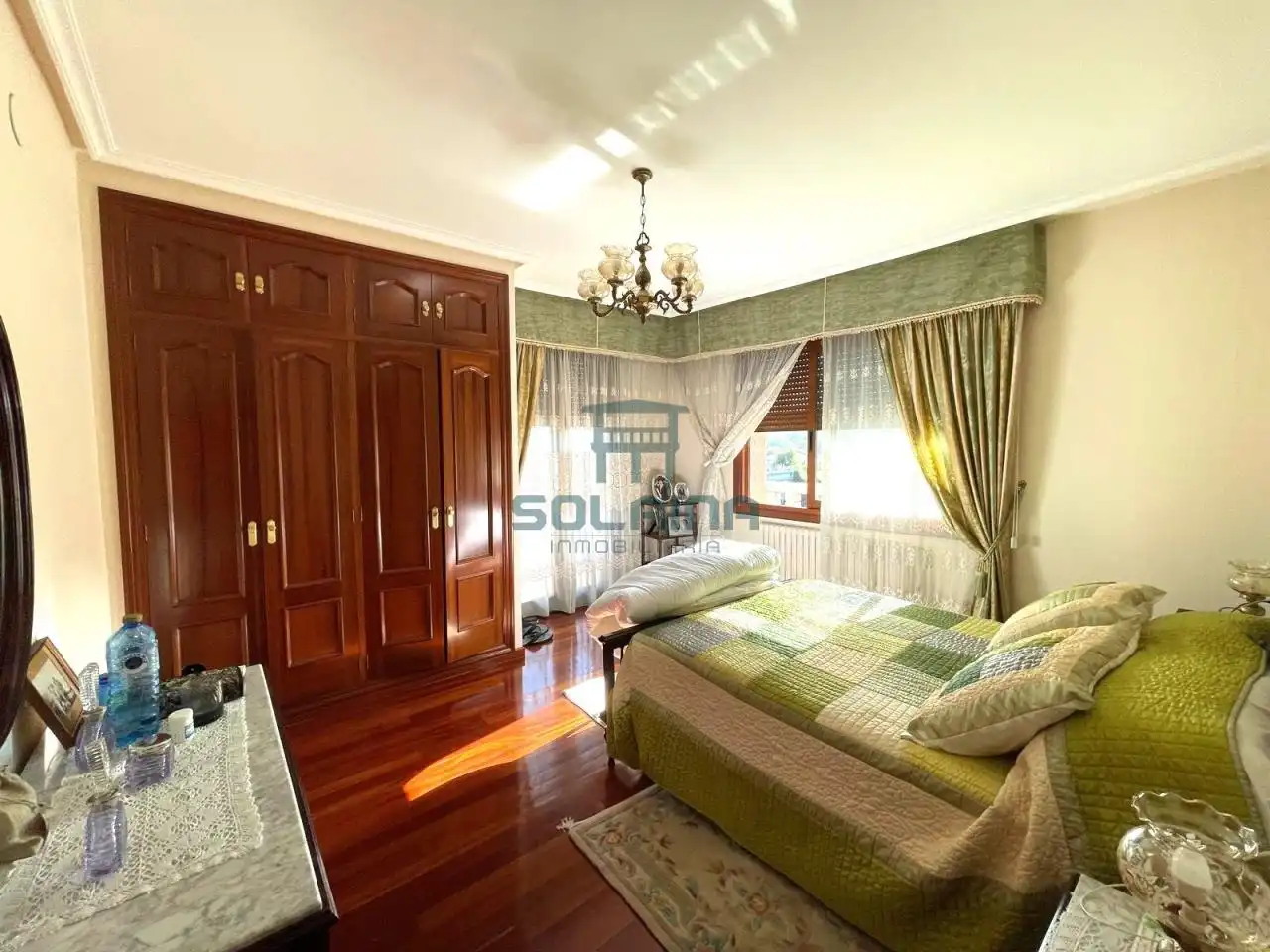 Habitación de Casa o chalet en venta en Ourense Capital  con Calefacción, Jardín privado y Terraza