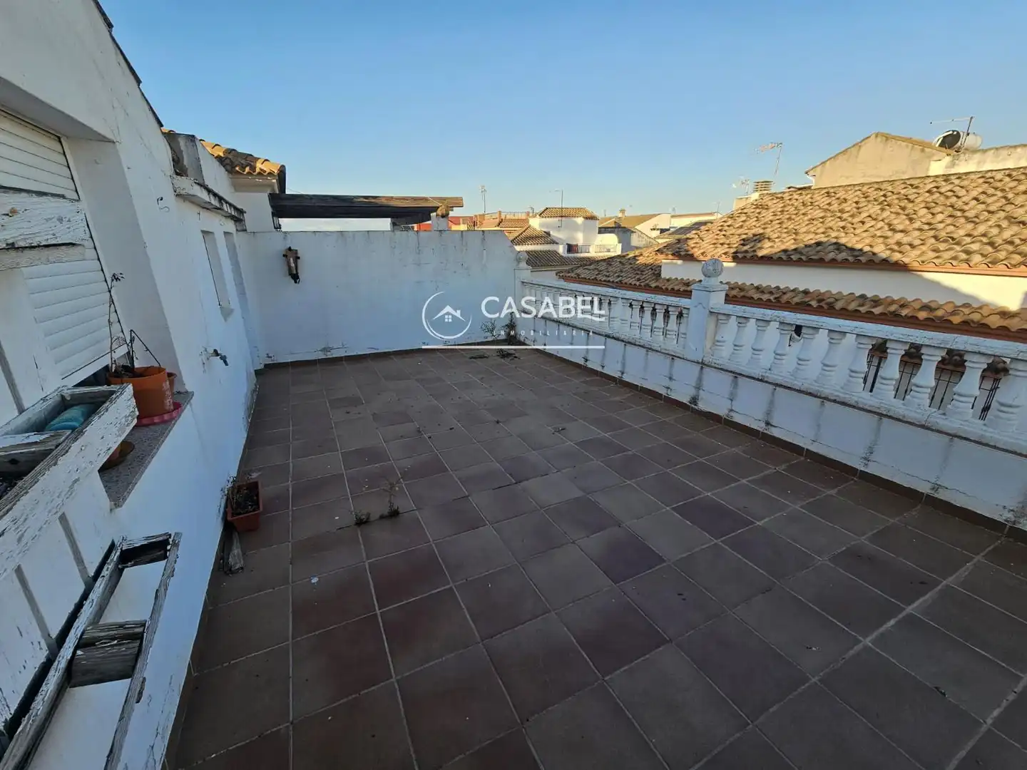 Terrace of Duplexes for sale in La Carlota  with Terrace