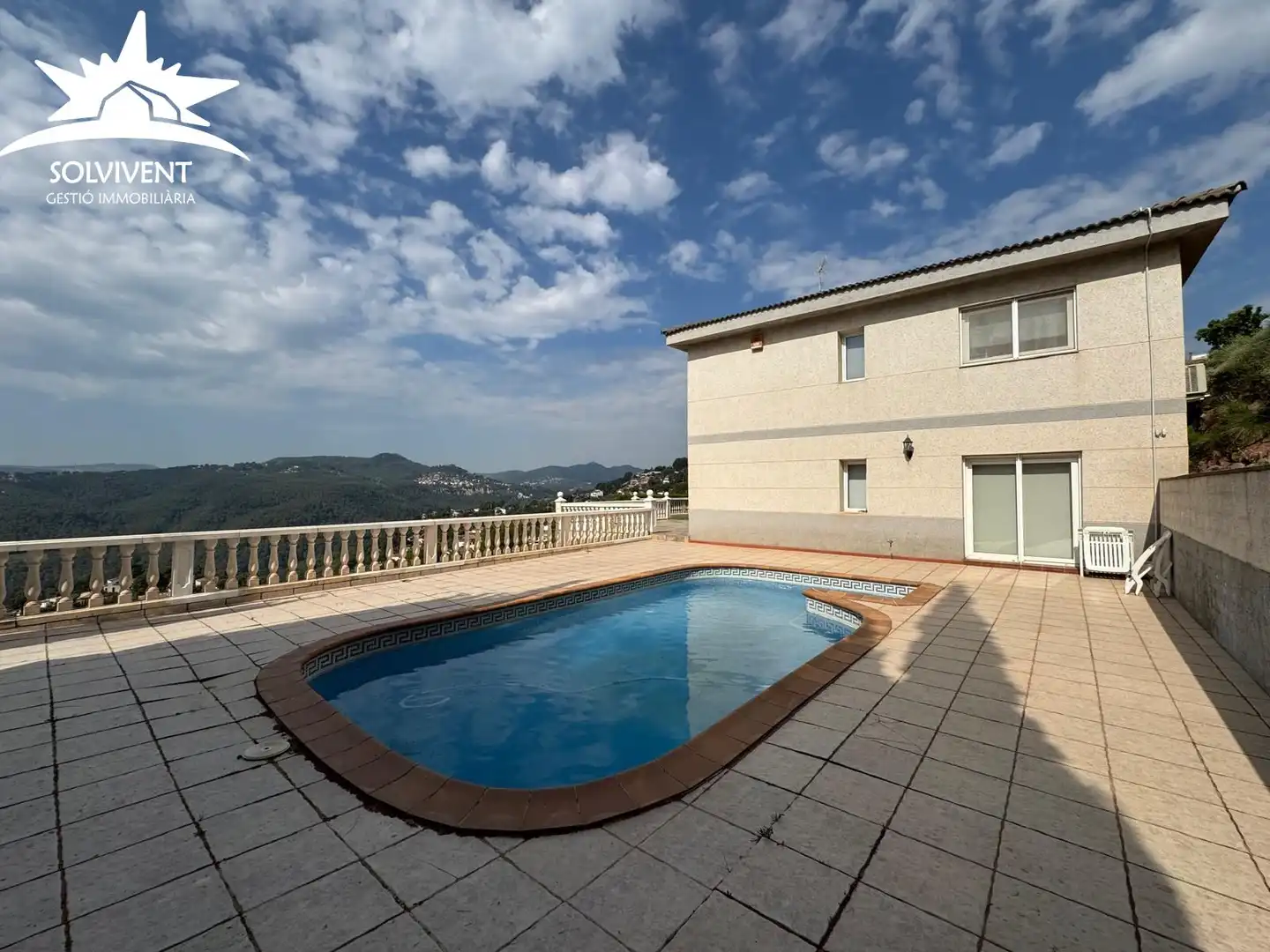 Swimming pool of Houses for sale in Pallejà  with Air Conditioner, Heating and Private garden