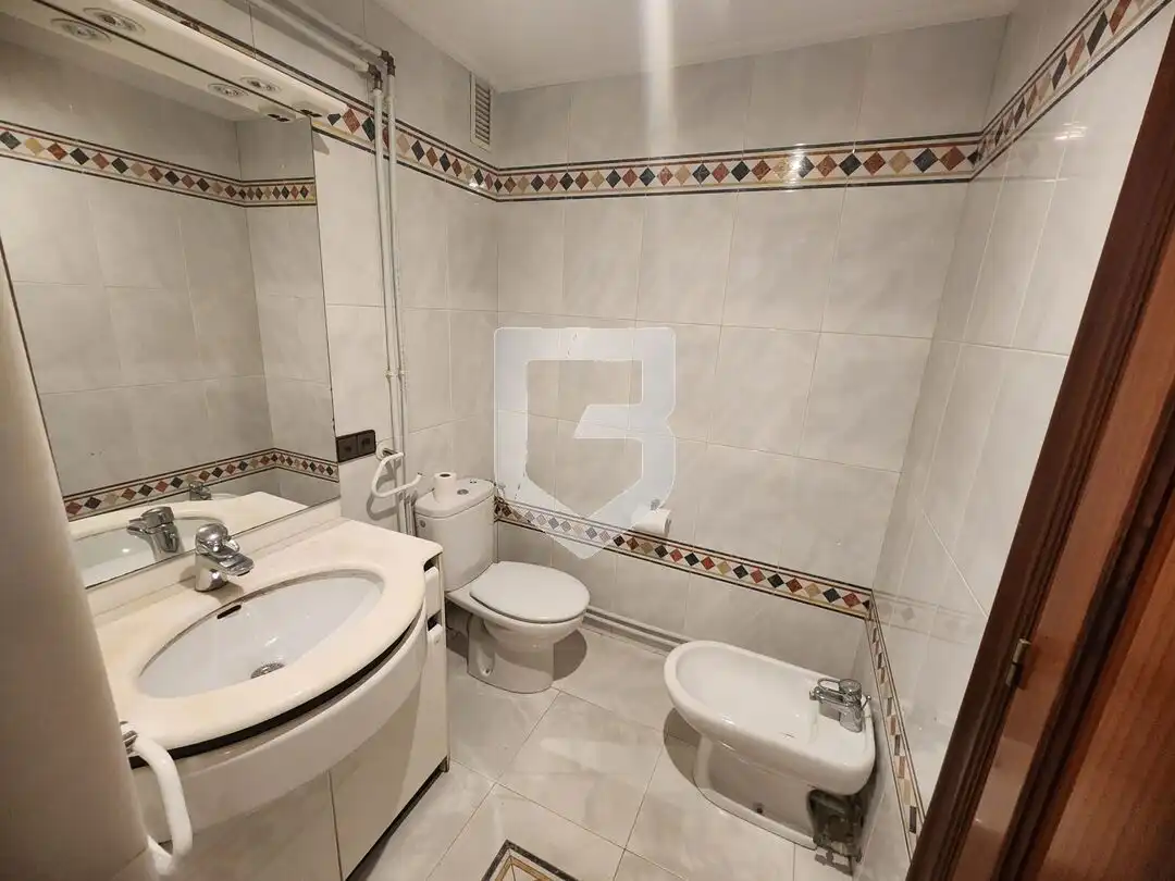 Flat with terrace for sale in Piscinas, imagen 15